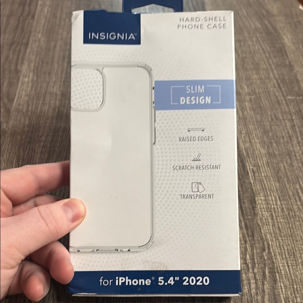 Insignia by Sigvaris White Case for iPhone 12/12 Pro